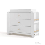 Read-with-me white with driftwood 3 drawer chest with changing topper with 2025 Graco copyright on bottom right