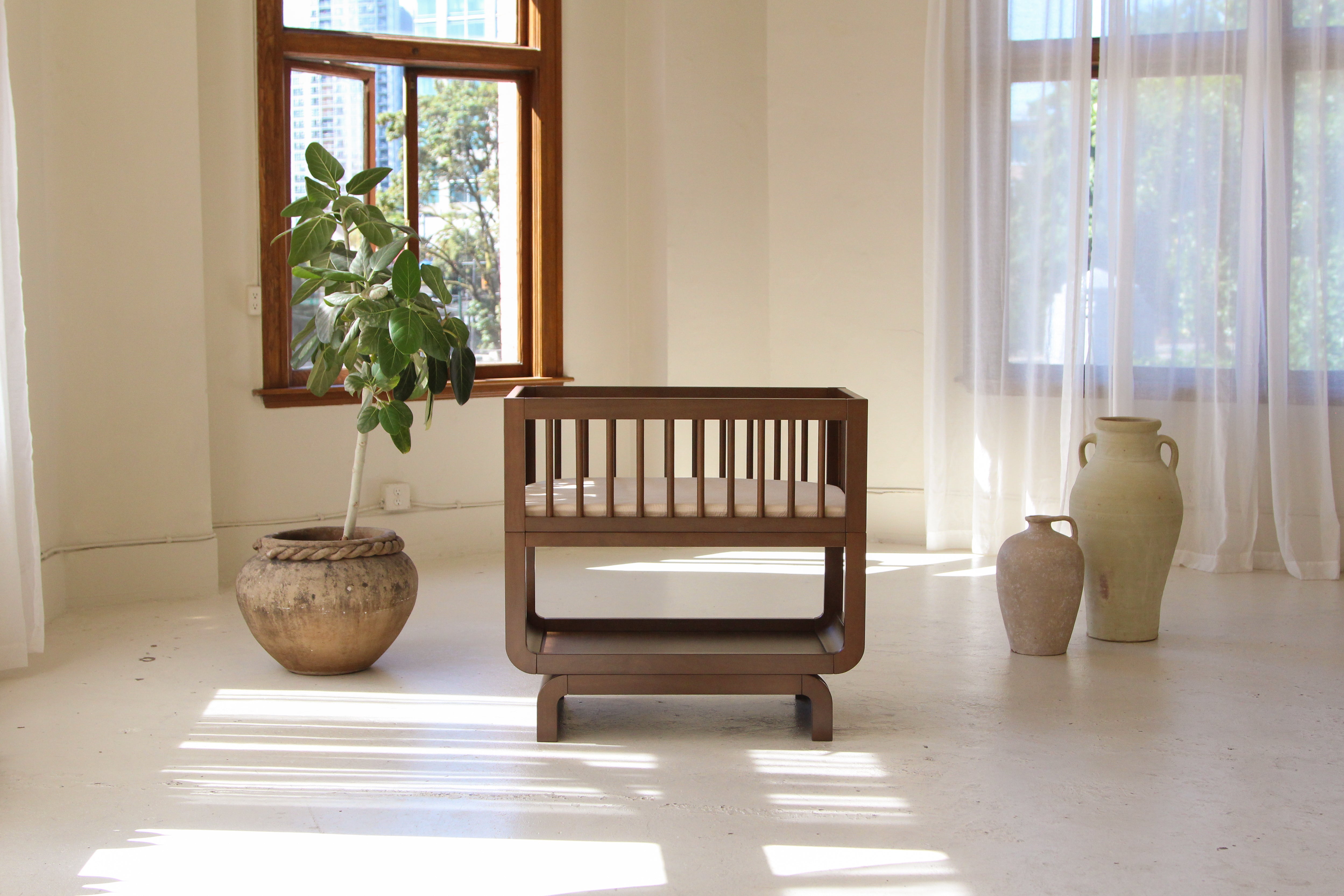 Smart Starts: Meet the Ultimate Bassinet 