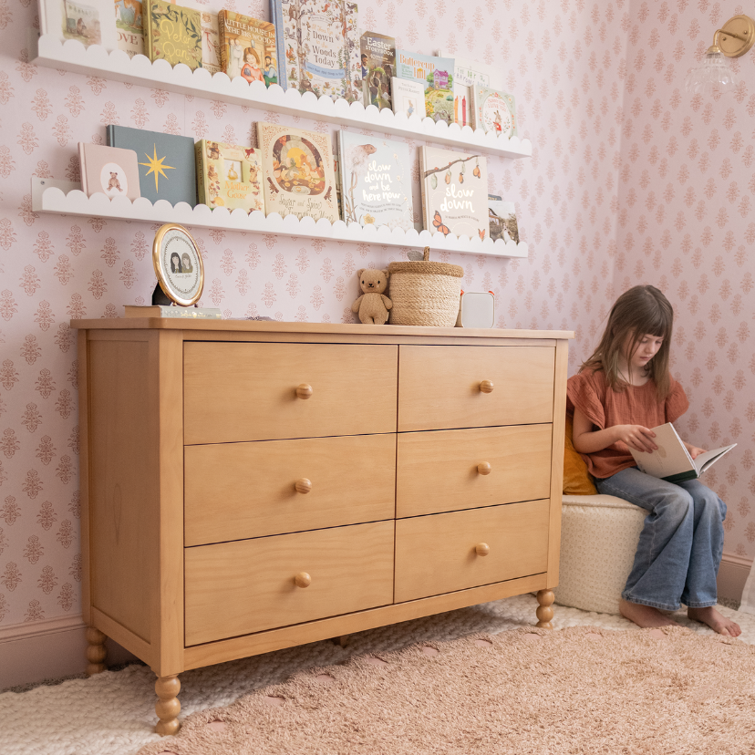 How to Organize Kids’ Clothes for the New School Year