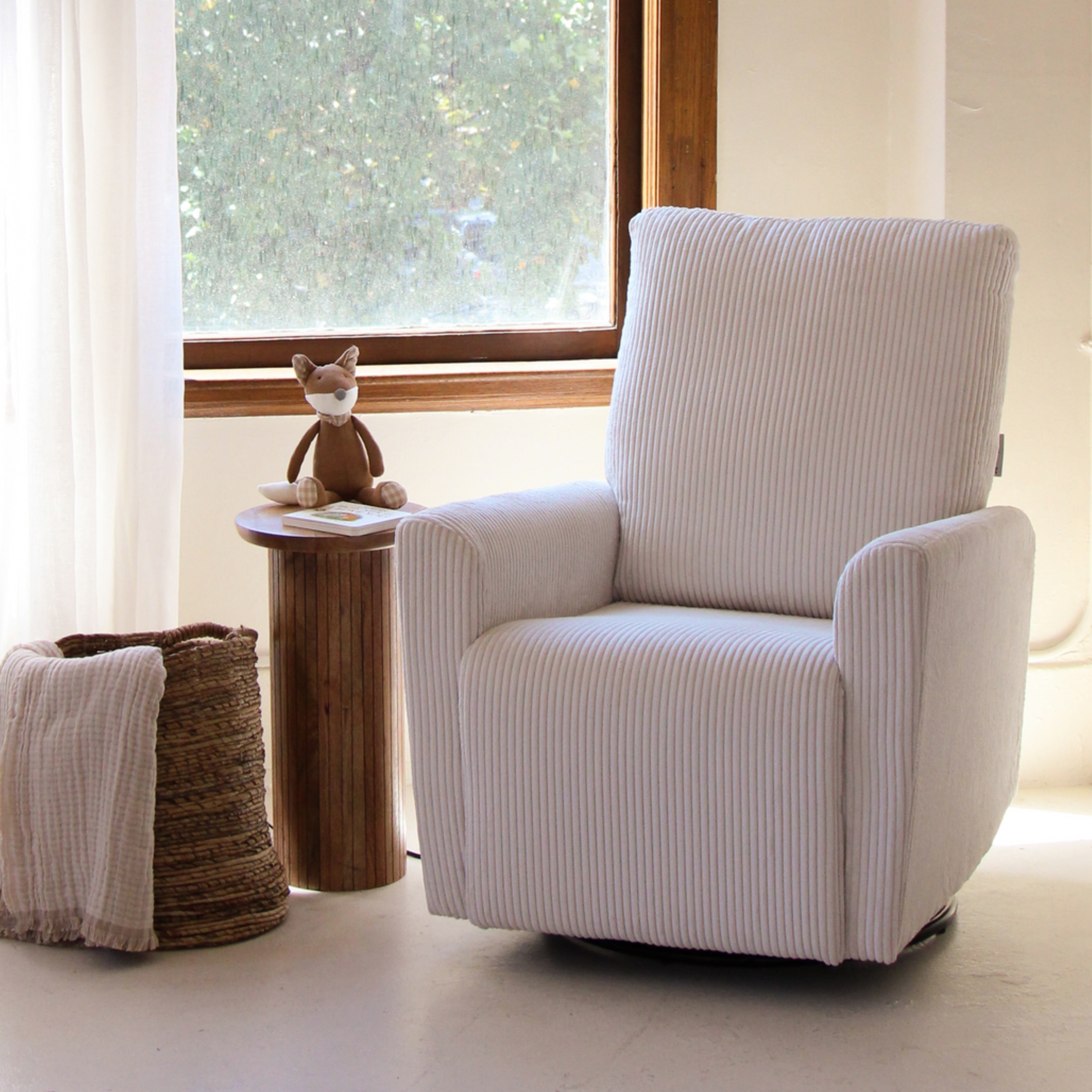 A recliner for every season: finding comfort in our selection of power recliners