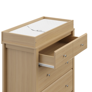 Storkcraft Horizon 3 Drawer Chest with Changing Topper