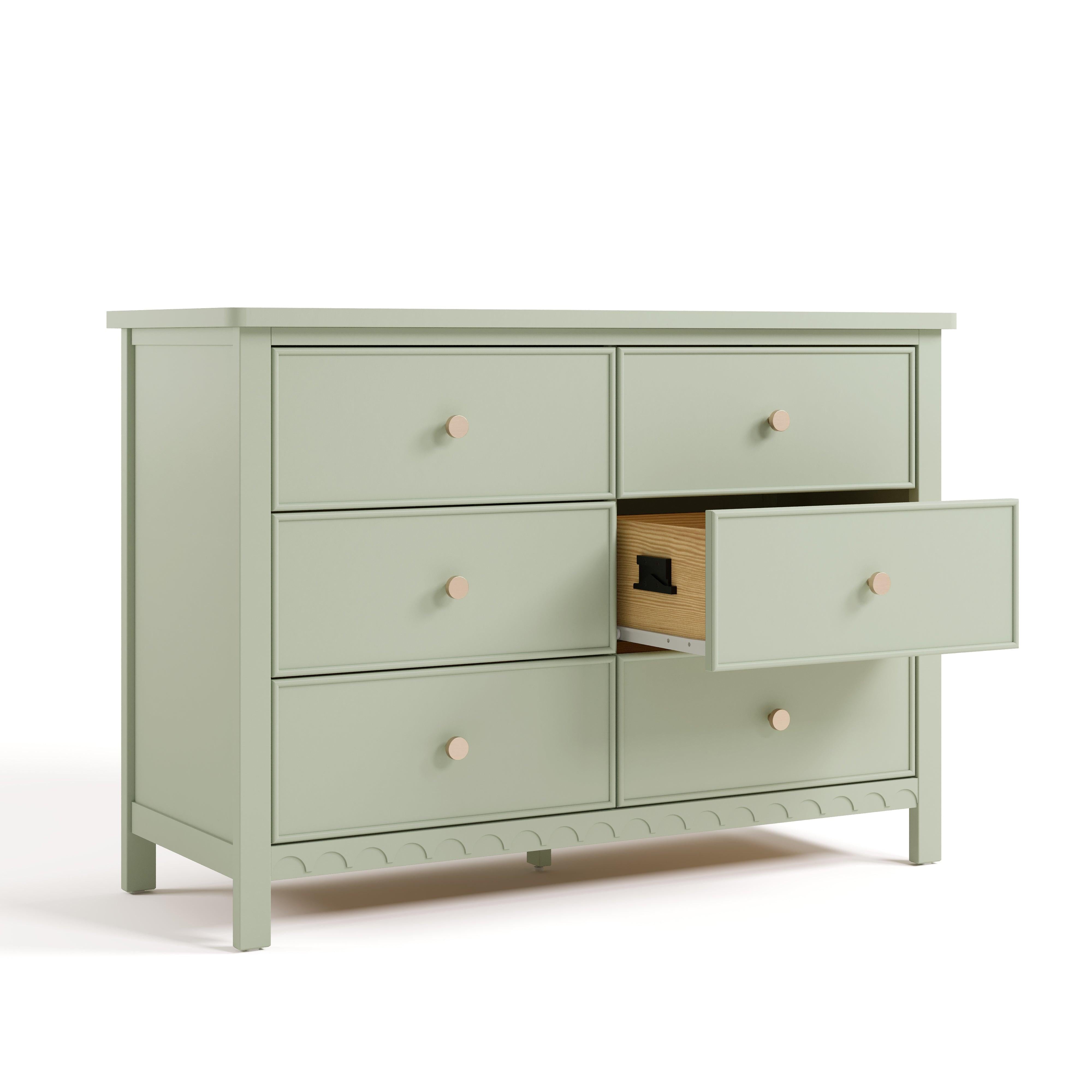 Sasha™ 6 Drawer Dresser