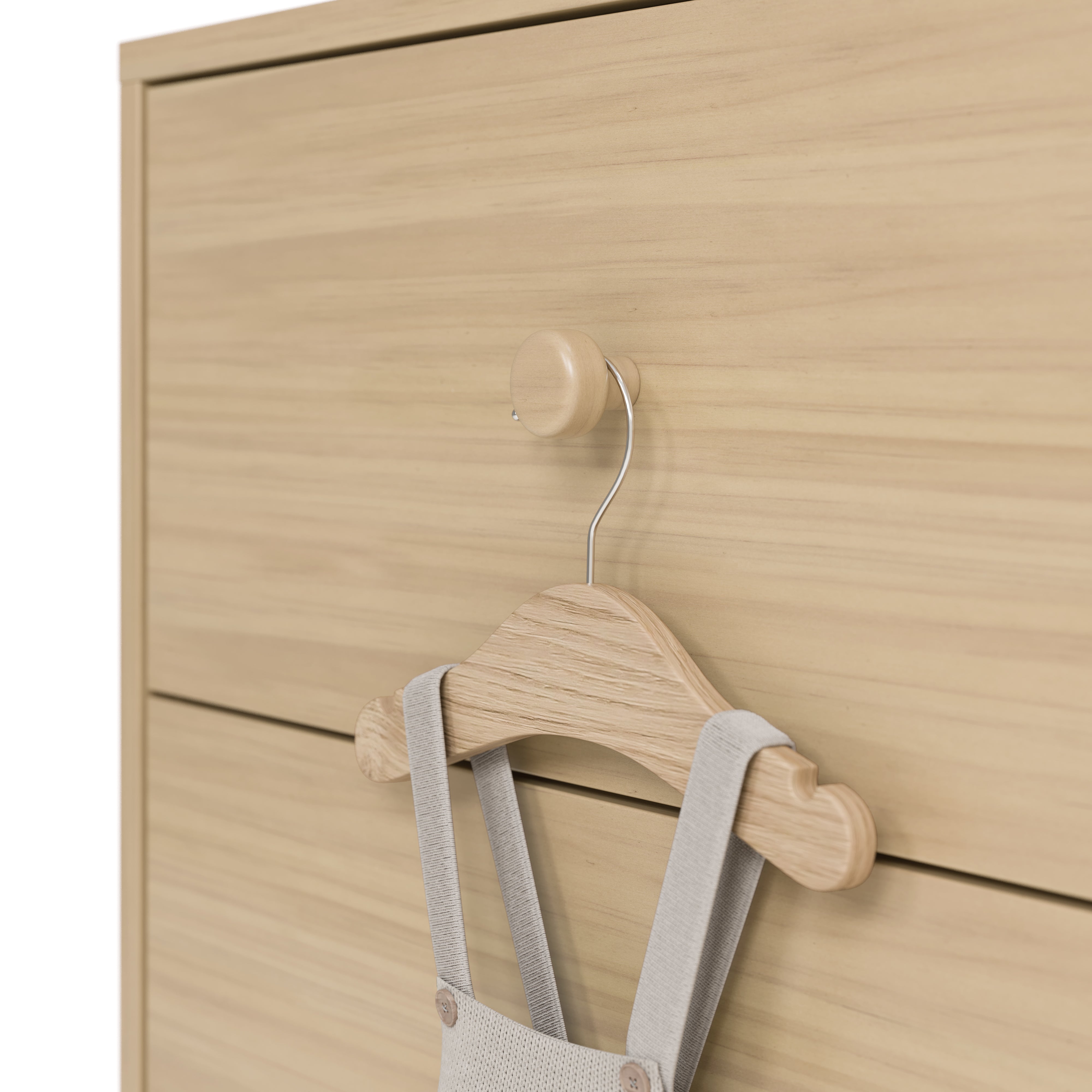 Dresser with knob details (Driftwood)