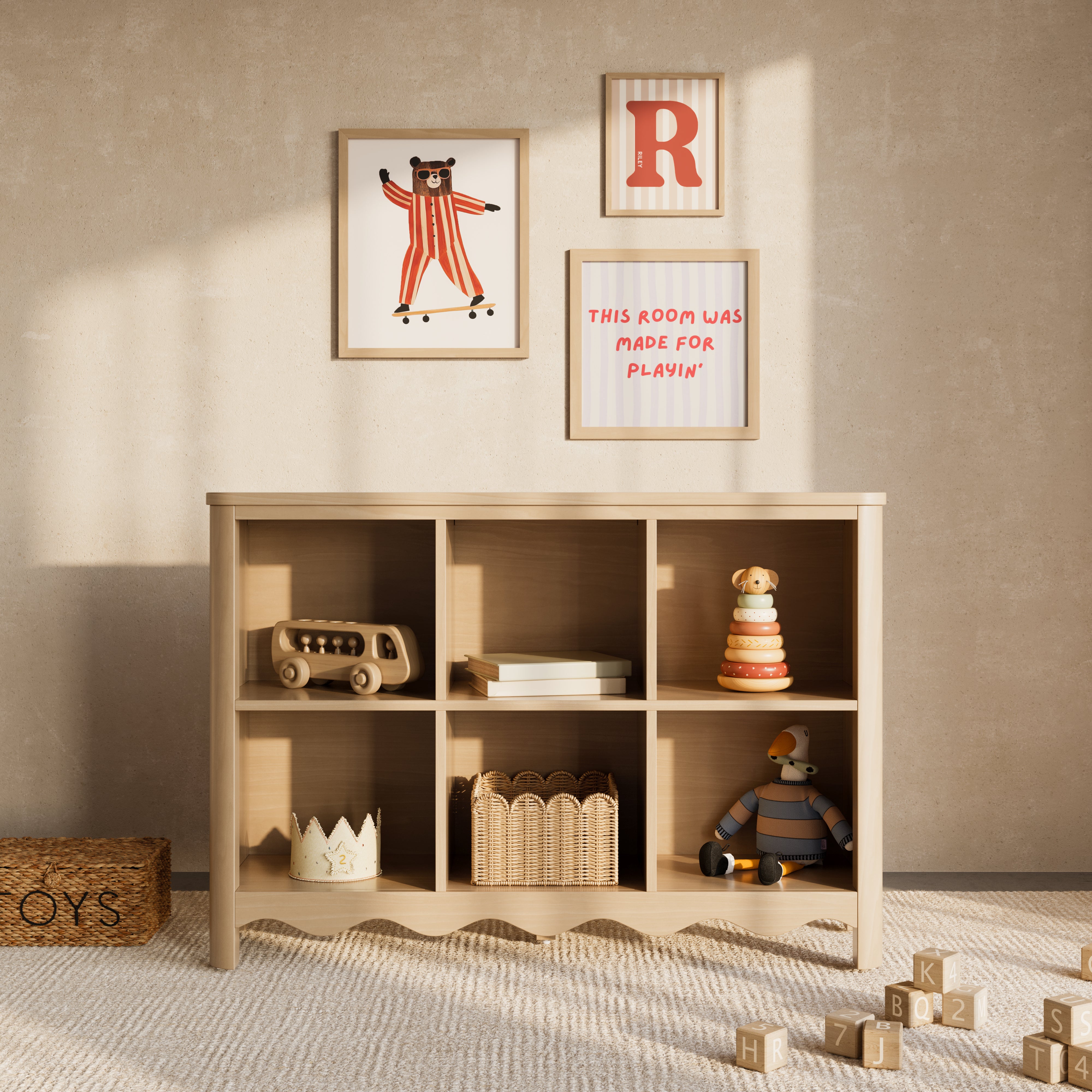 Storkcraft Casablanca 6 Cube Organizer Bookcase.