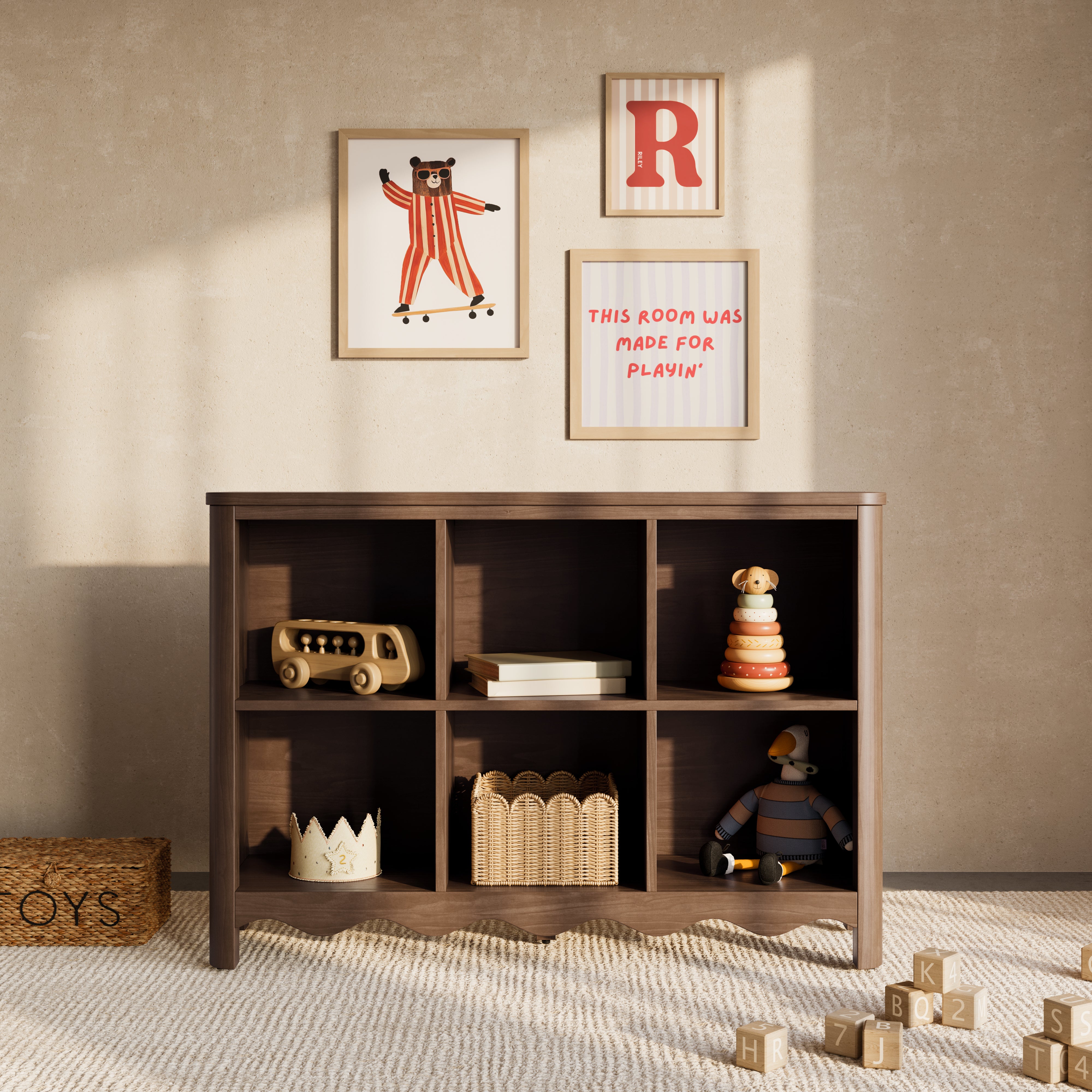 Storkcraft Casablanca 6 Cube Organizer Bookcase.