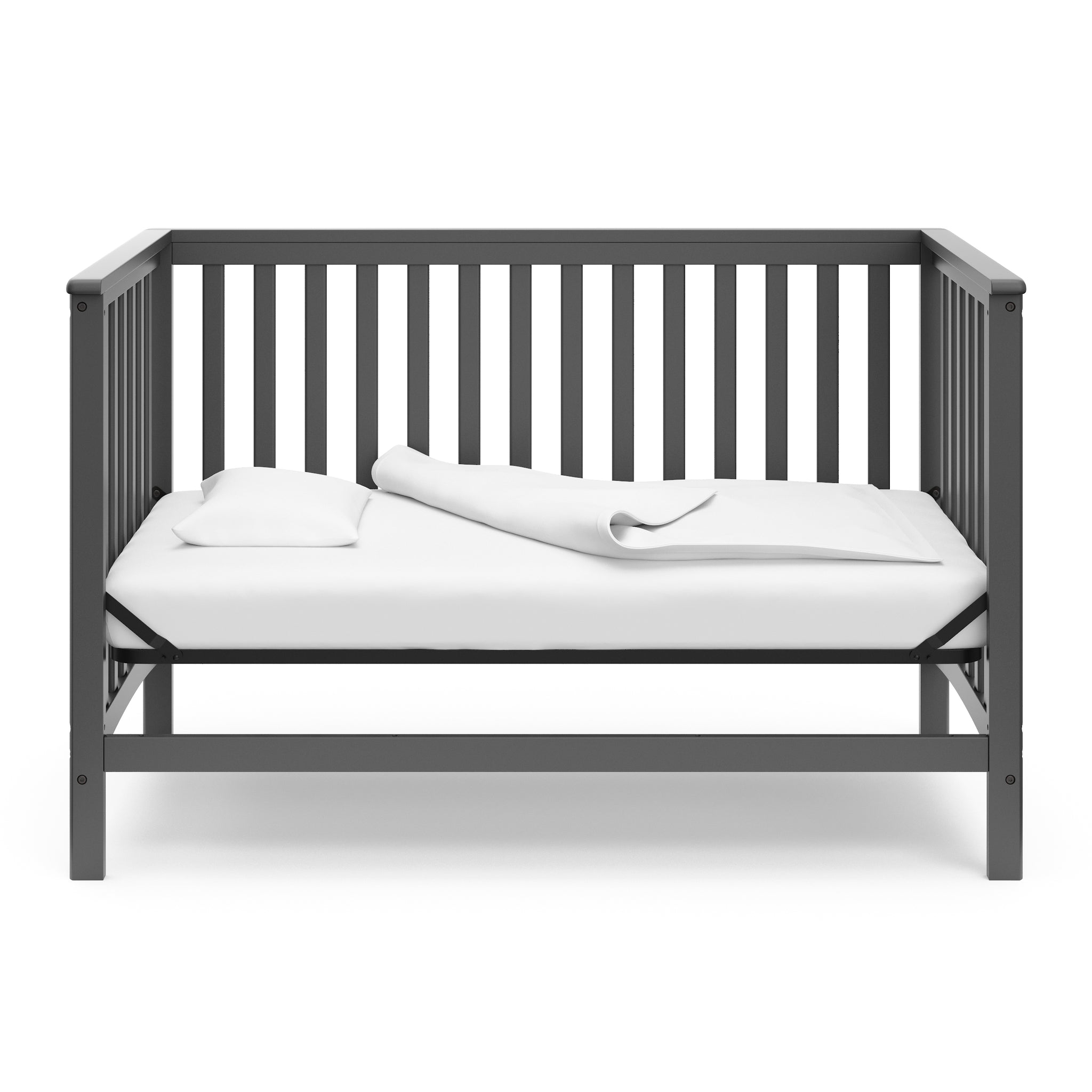 gray crib in daybed conversion